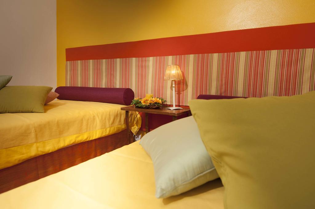 Antico Granaione Bed and Breakfast Rapolano Terme Δωμάτιο φωτογραφία